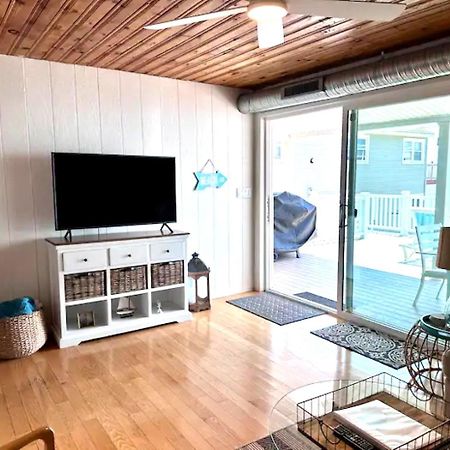 Cozy Beach - Direct Waterfront! East Haven المظهر الخارجي الصورة