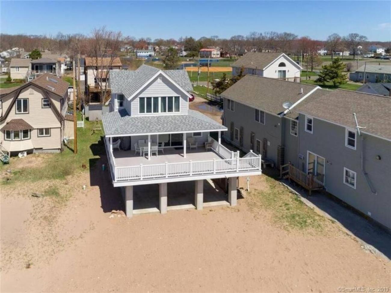 Cozy Beach - Direct Waterfront! East Haven المظهر الخارجي الصورة