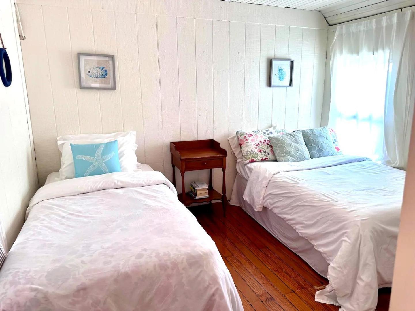 Cozy Beach - Direct Waterfront! East Haven المظهر الخارجي الصورة